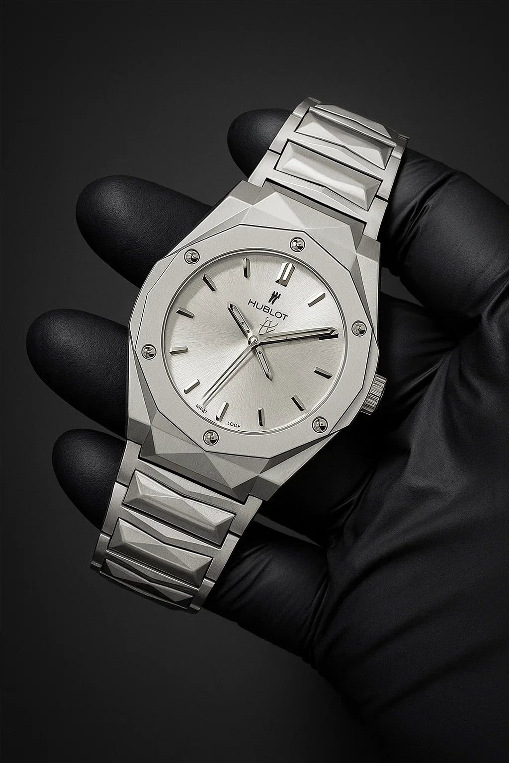 HB Premium – Silver Dial