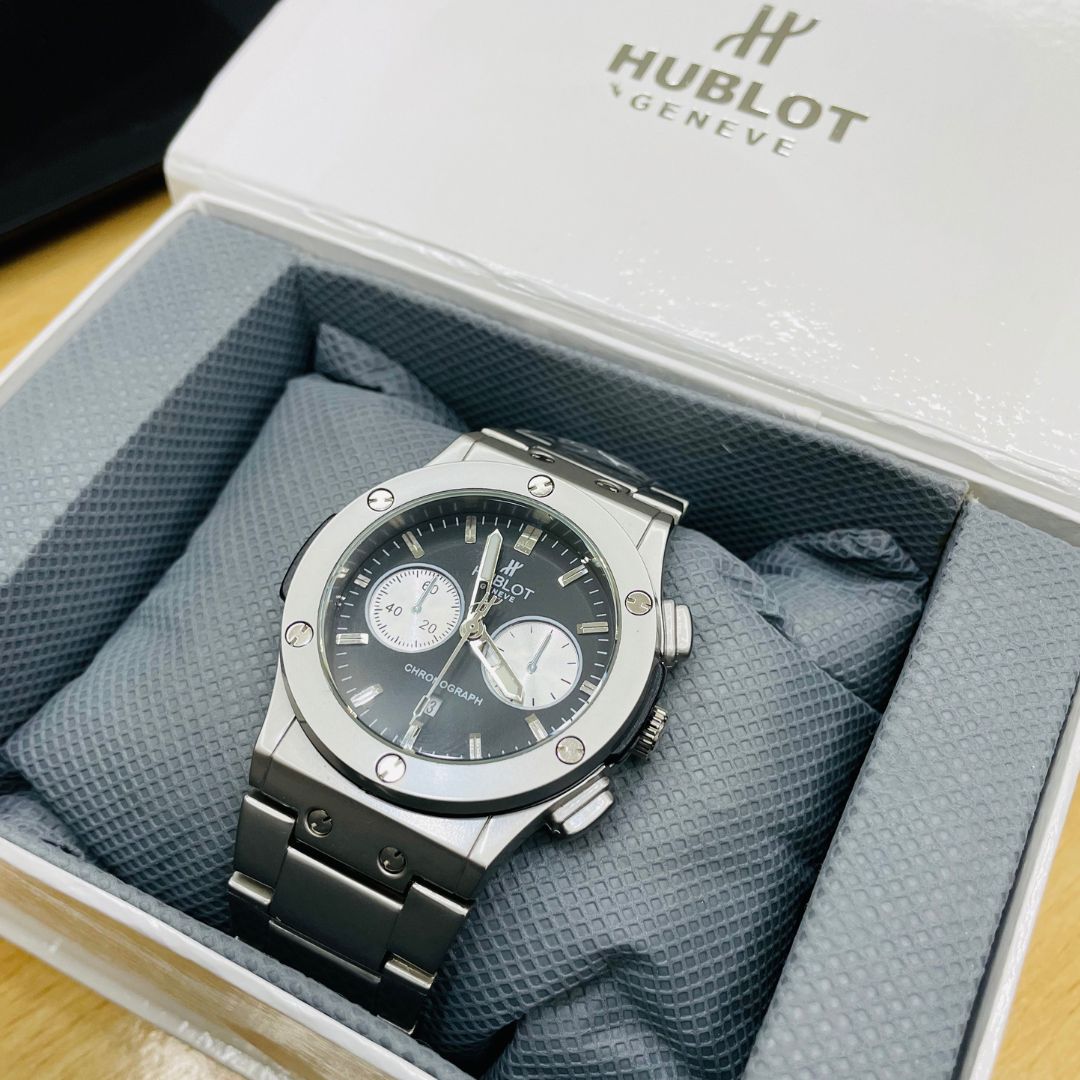 HB Premium – Silver Chain Black Dial
