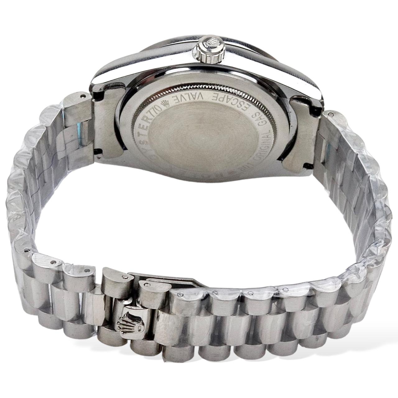 RLX Oyster 40mm – Black Dial Stainless Steel