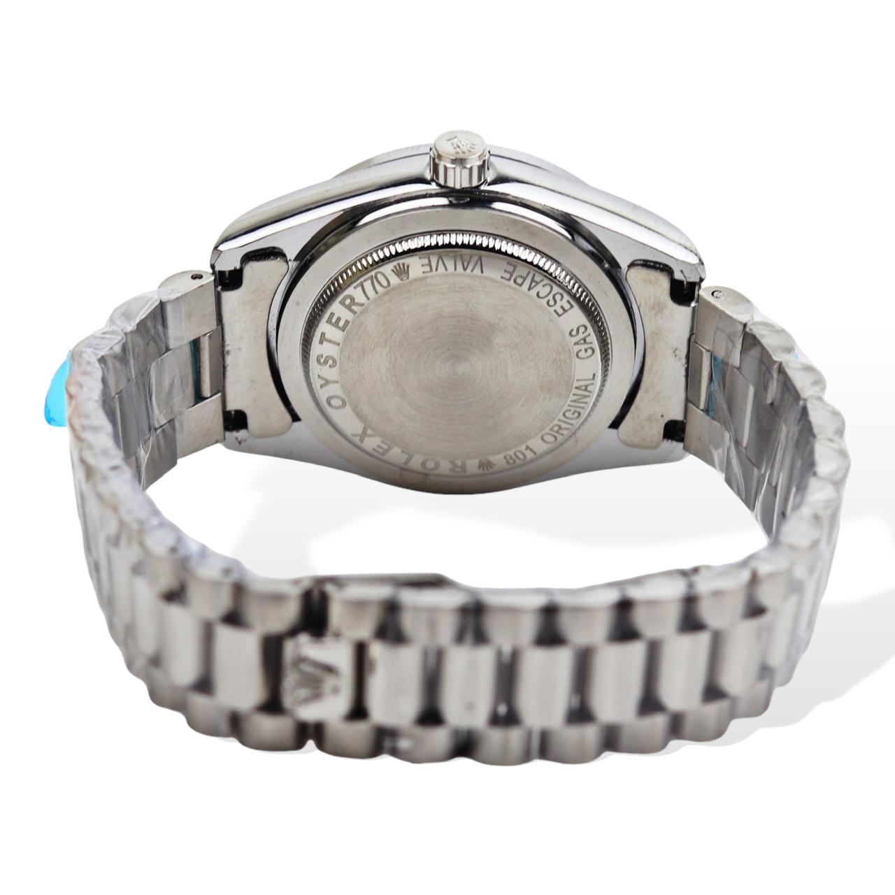 RLX Oyster – Silver Dial